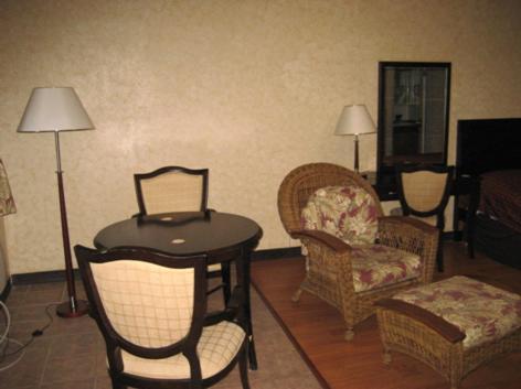 The Garden Villas Hotel Valdosta Exterior photo
